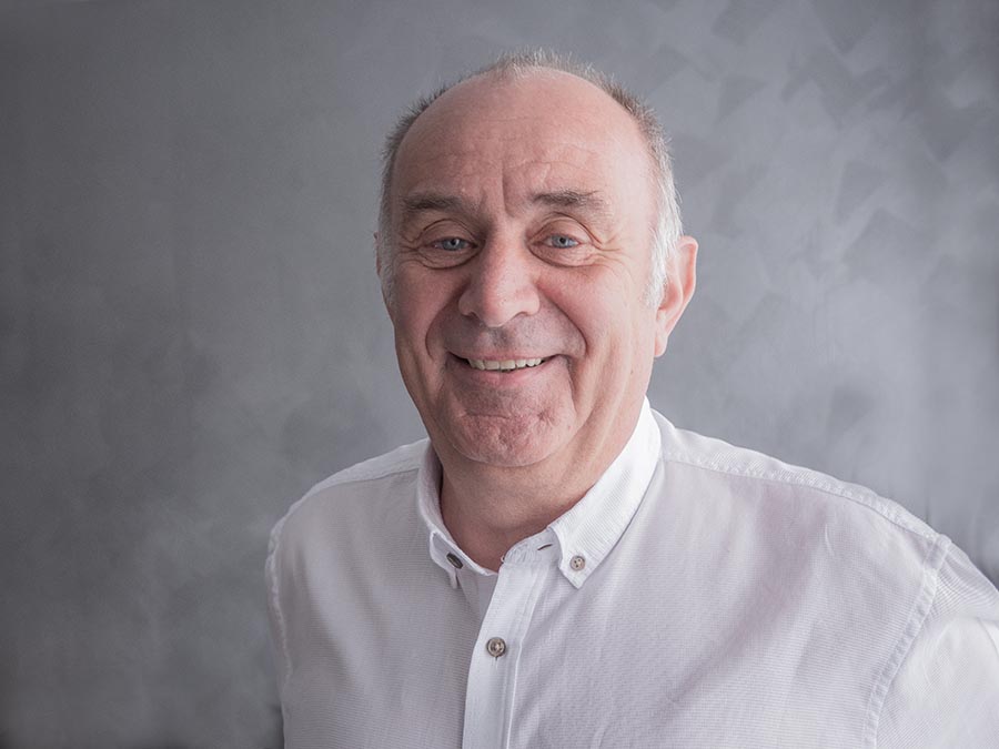 KLAUS SCHWARZINGER